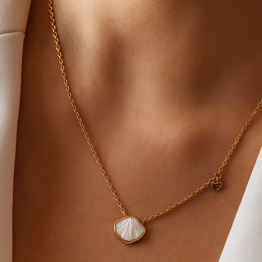 Clam Necklace